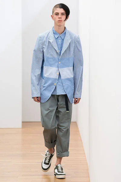 Look 26